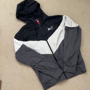Nike windbreaker